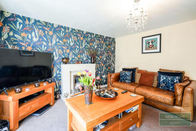 4 bed Detached for sale Image 6