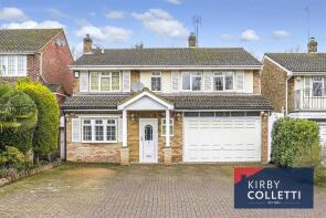 15, Howfield Green, Hoddesdon EN11 9AL