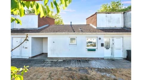 39 Walshs Manor, Stantonbury, Milton Keynes, Buckinghamshire, MK14