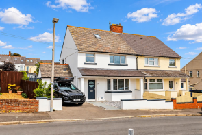 37 Ty Gwallgof, Somerset Road East, Barry CF63 1BG