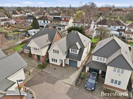 Glades Close, Romford, RM1