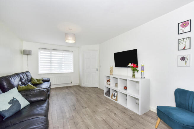 4 bed Detached for sale Image 7