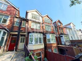 Flat 4, 143, London Road, Reading RG1 5DD