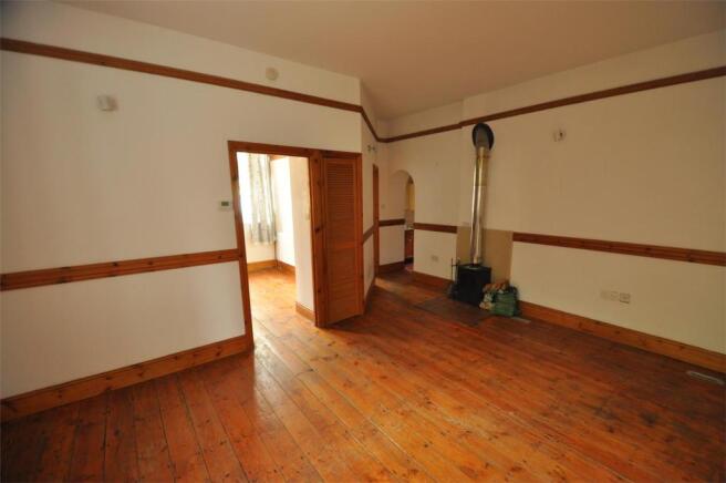 Lounge/ Dining Room