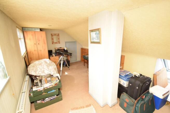 Loft room 1