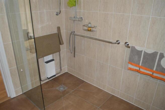 WET ROOM & WC