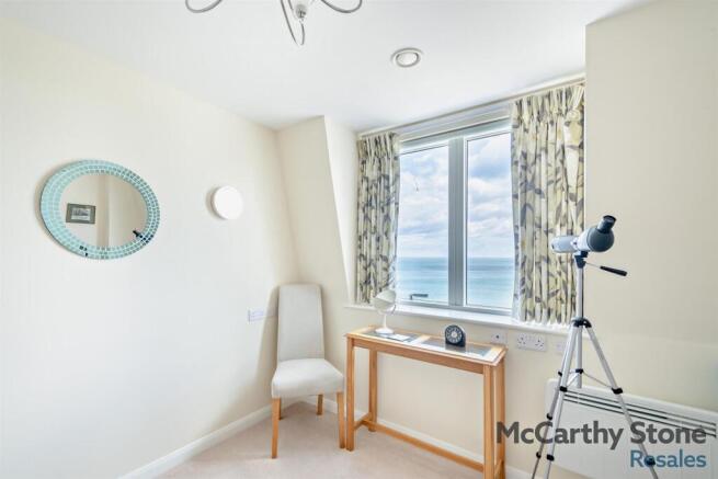 2 bed Apartment for sale Image 5