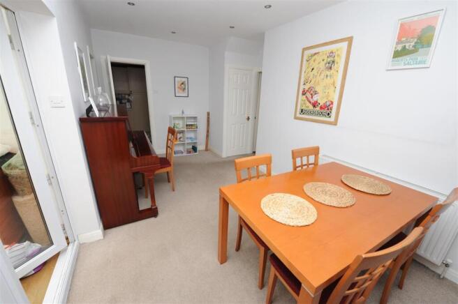 3 bed Semi-Detached for sale Image 5