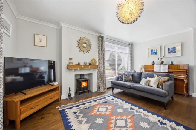 103_LARKFIELD_RD_LENZIE_019.JPG