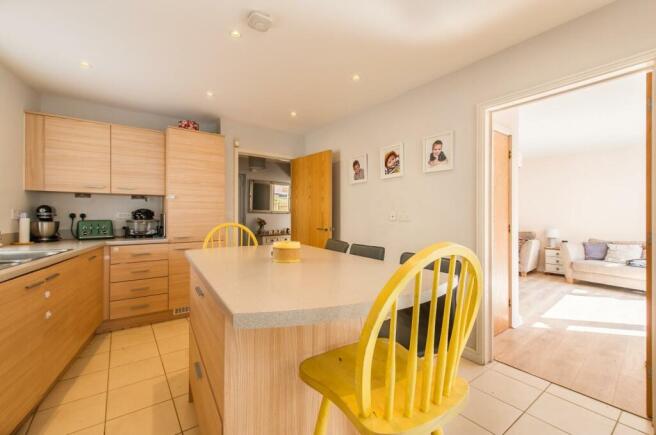Kitchen / Breakfast Room