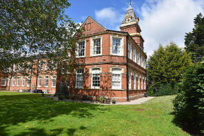 46, South Grange, Clyst Heath, Exeter EX2 7EY