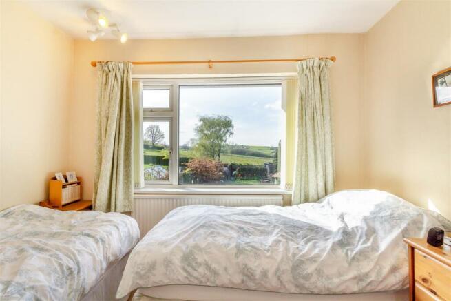 8551296-interior05.jpg