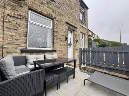 Tenterfield Terrace, Northowram, Halifax