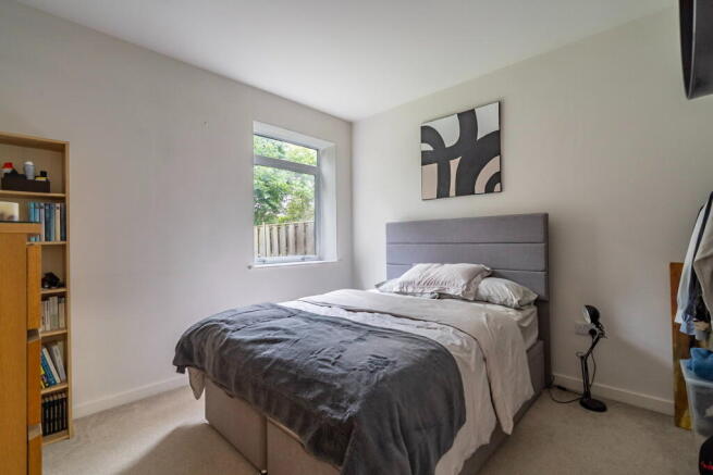 1 bed Ground Flat for sale Image 7