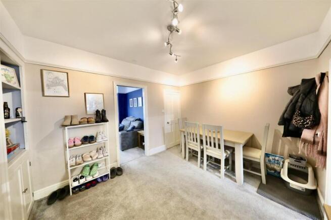 3 bed Terraced for sale Image 9