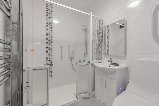 1 bed Apartment for sale Image 7