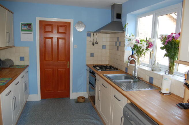 Photo 6