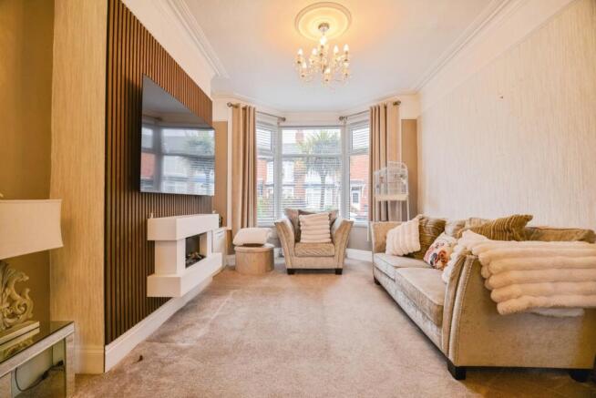3 bed Terraced for sale Image 7