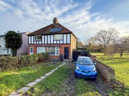 77, St Johns Road, Clacton On Sea CO15 4BT
