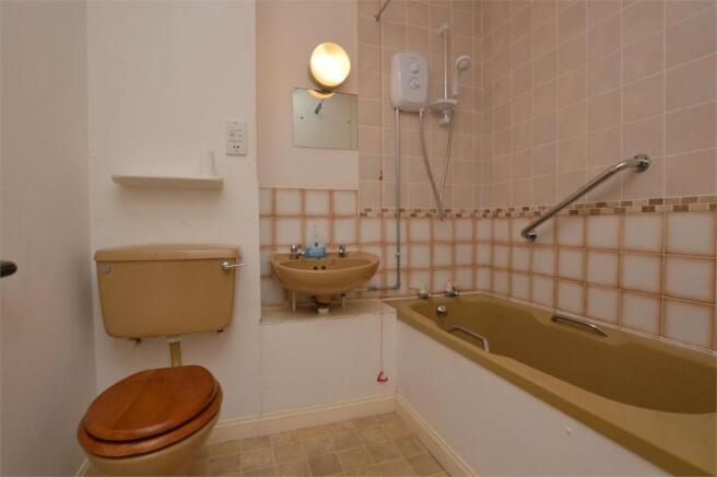 Photo 10
