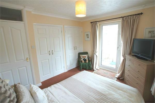 Bedroom 1 (b)