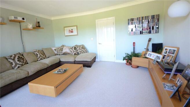 Lounge 2