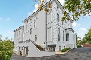 Flat 8, Parabola House, Parabola Road, Cheltenham GL50 3AH