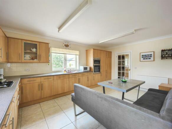 Kitchen/Dining Room