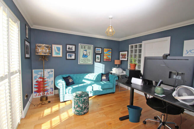 Photo 12