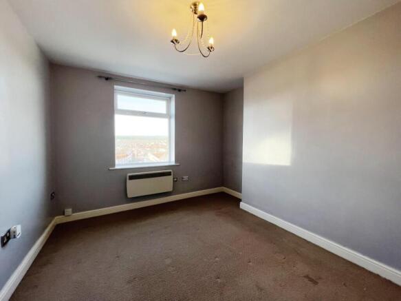 1 bed Apartment to rent Image 6