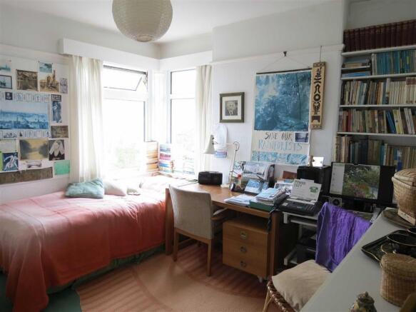 Bedroom: