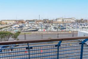 Flat 8, 2, Corscombe Close, Weymouth DT4 0UG