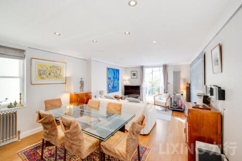 Queen's Gate, South Kensington, SW7