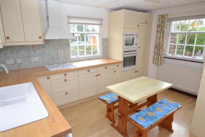 KITCHEN/DINER