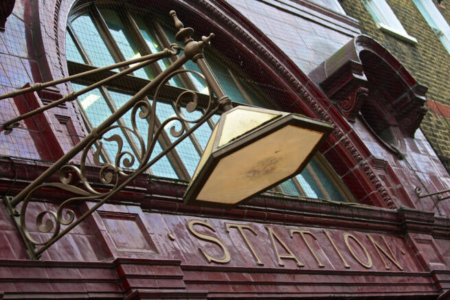 Tavistock Bow Rus...