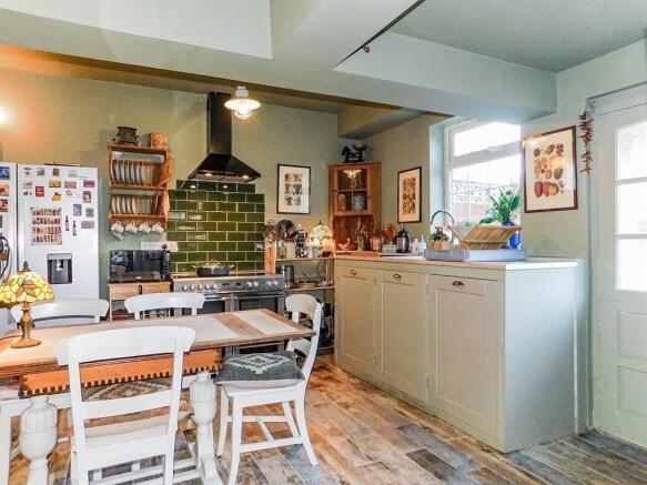 dining kitchen 4