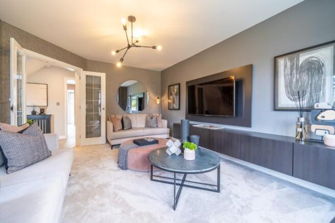 4 bed Detached for sale in wormley hill