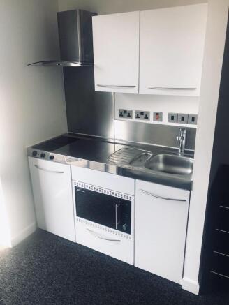 2 bed Apartment to rent Image 12