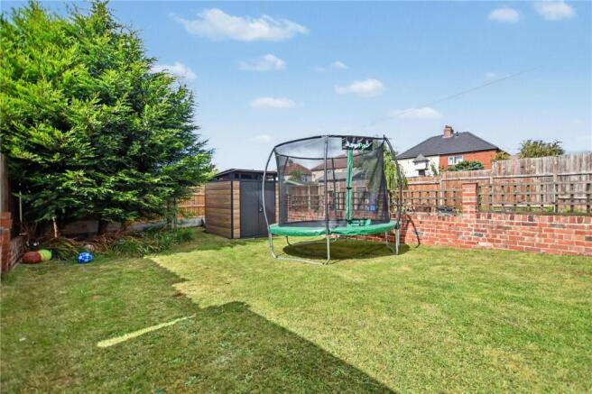 2 bed Semi-Detached for sale Image 12