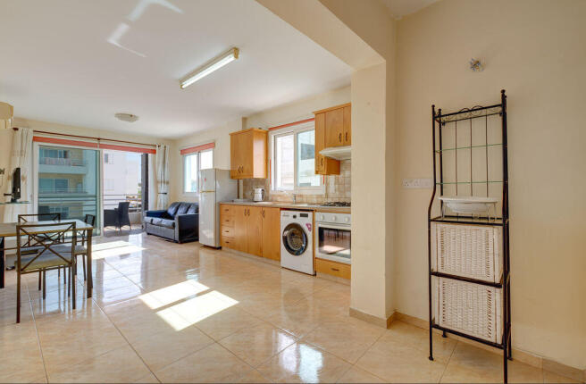 Lounge Kitchen...