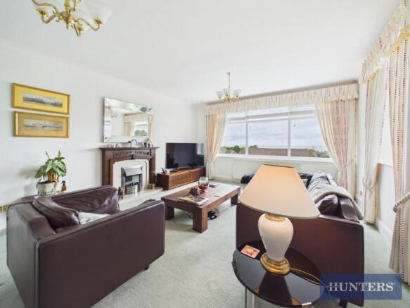 2 bed Apartment for sale Image 4