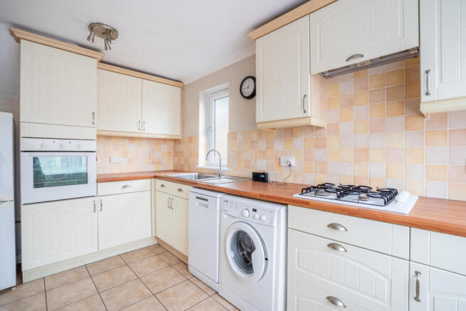 2 bed Bungalow for sale Image 8