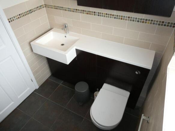 3 bed Semi-Detached to rent Image 11