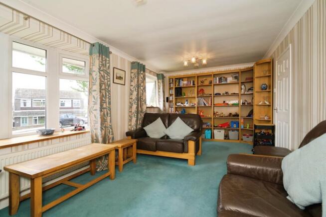4 bed Detached for sale Image 5