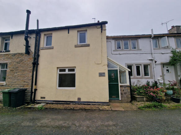 2 Bedroom Terraced for Rent