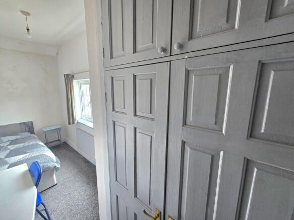 4 bed Terraced to rent Image 10