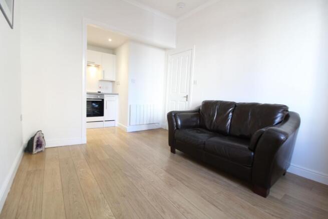 Lounge / Kitchen