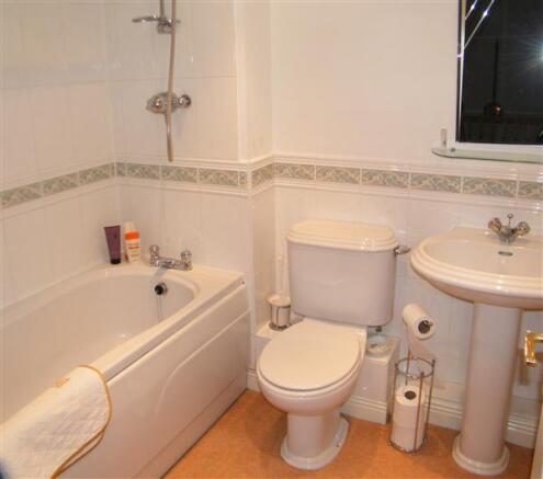 2nd Floor Bathroom