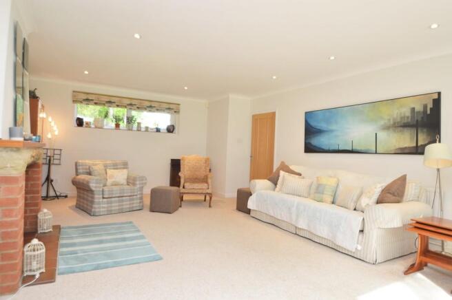 7 Sitting room B