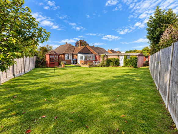 For Sale by Aspire Residential | Hurley Road